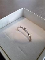 Wit gouden ring, Enlèvement