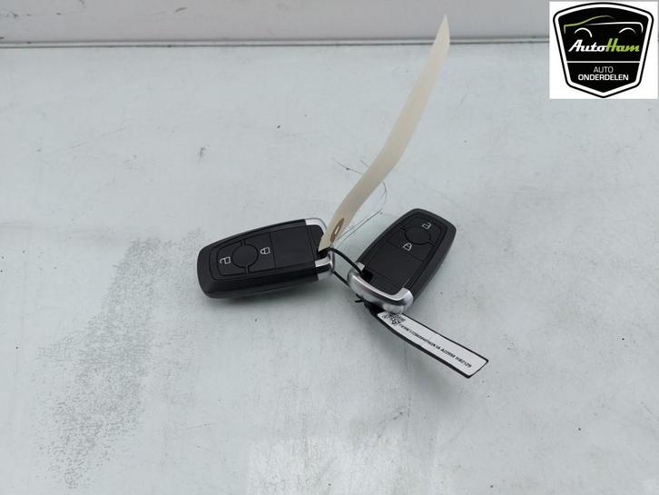 SLEUTEL Ford EcoSport (JK8) (01-2013/04-2015), Auto-onderdelen, Overige Auto-onderdelen, Ford, Gebruikt