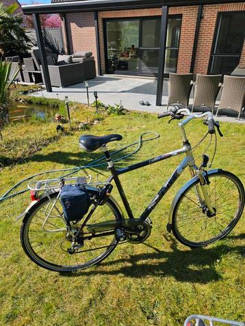 Trek 400 heren- en damesfiets beschikbaar voor biedingen