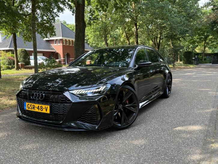 Audi RS6 4.0 V8 Quattro 600PK Pano Matrix B&O 4WST Black, Auto's, Audi, Particulier, RS6, 360° camera, 4x4, ABS, Achteruitrijcamera