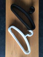 Kapstokken 9 zwarte - 7 witte, Huis en Inrichting, Woonaccessoires | Kapstokken, Ophalen of Verzenden, Zo goed als nieuw