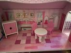 Poppenhuis! Moet snel weg!!, Collections, Maisons de poupées & Accessoires, Enlèvement, Comme neuf, Maison de poupées