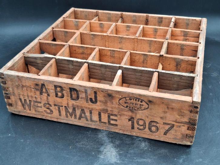 oude bierbak Abdij Westmalle 1967, Collections, Verres & Petits Verres, Utilisé, Verre à bière, Enlèvement ou Envoi