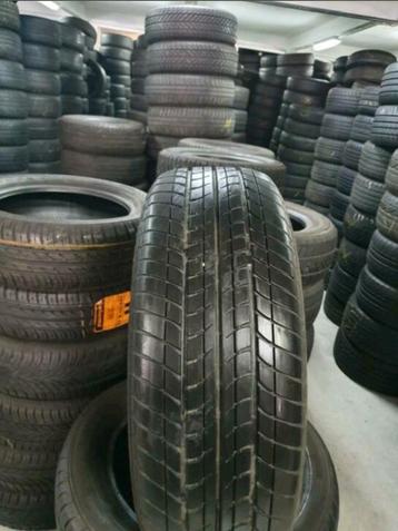 20560r15 205 60 r15 205/60/r15 Michelin avec montage  beschikbaar voor biedingen