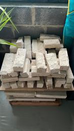 Pierre de France à donner, Enlèvement