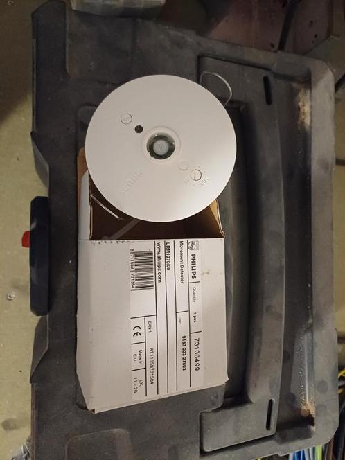PHILIPS inbouw bewegingsschakelaar, Hobby en Vrije tijd, Elektronica-componenten, Nieuw, Ophalen of Verzenden