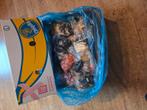 Bananendoos vol knopen, Hobby en Vrije tijd, Ophalen