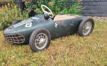Voiture à pédales ancienne Ferrari sharknose, Enlèvement ou Envoi