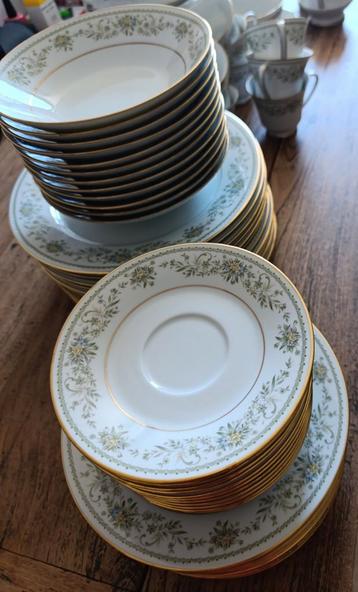 Noritake Green Hill volledig servies 12 personen  beschikbaar voor biedingen