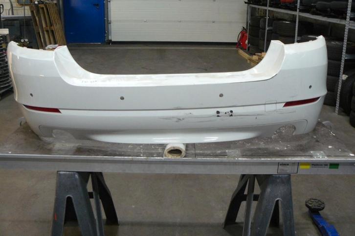 Pare-chocs arrière d'origine Bmw F10, Autos : Pièces & Accessoires, Carrosserie & Tôlerie, Pare-chocs, BMW, Arrière, Utilisé, Enlèvement