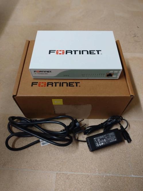 Fortinet Fortigate 60D firewall, Computers en Software, Routers en Modems, Zo goed als nieuw, Ophalen of Verzenden