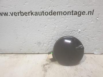 TANKKLEP Opel Astra H GTC (L08) (13 111 667) beschikbaar voor biedingen