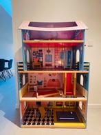 Mooi houten poppenhuis kidkraft met lift, Kinderen en Baby's, Speelgoed | Poppenhuizen, Ophalen, Zo goed als nieuw, Poppenhuis