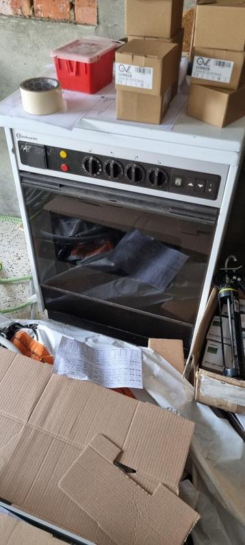 Bauknecht elektrisch vuur + oven disponible aux enchères