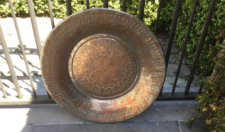 Grote Handbewerkte Koperen Schaal, Antiek en Kunst, Antiek | Brons en Koper, Koper, Ophalen