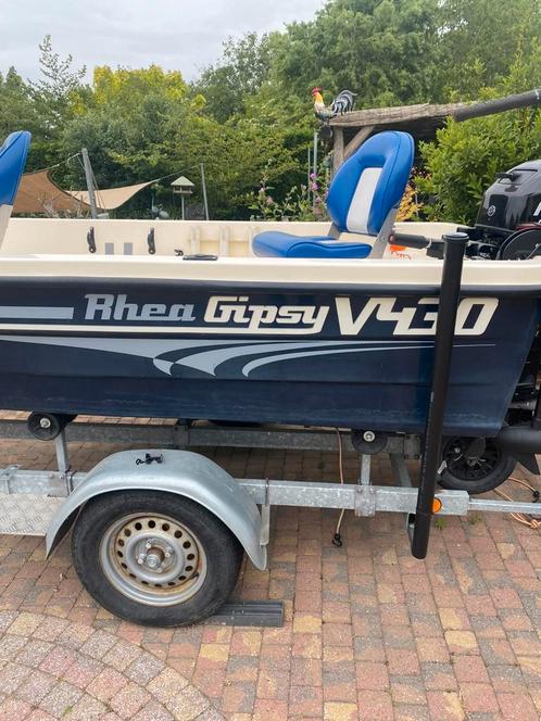 Rhea ghipsy 430 te koop, Watersport en Boten, Vis- en Consoleboten, Gebruikt, 10 tot 30 pk, 3 tot 6 meter, Benzine, Buitenboordmotor