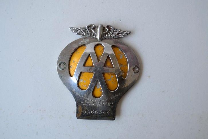 AA badge vintage, Verzamelen, Automerken, Motoren en Formule 1, Gebruikt, Auto's, Verzenden