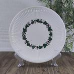 Wedgwood Stratford Coupe Bord / Onderbord Theepot 24cm, Antiek en Kunst, Antiek | Servies los, Ophalen of Verzenden