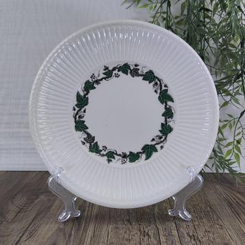 Wedgwood Stratford Coupe Bord / Onderbord Theepot 24cm beschikbaar voor biedingen