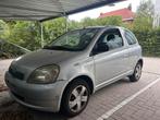 Toyota Yaris 1.3 VVT-i 2001 270000km, Auto's, Toyota, Stof, Handgeschakeld, Grijs, Particulier