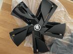 Nieuwe 18" Skoda Black metallic wieldoppen 3V0601169FL8, Ophalen of Verzenden, Nieuw