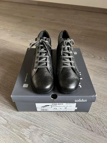 Solidus Heaven hoge sneaker met rits (38, zwart en zilver) beschikbaar voor biedingen