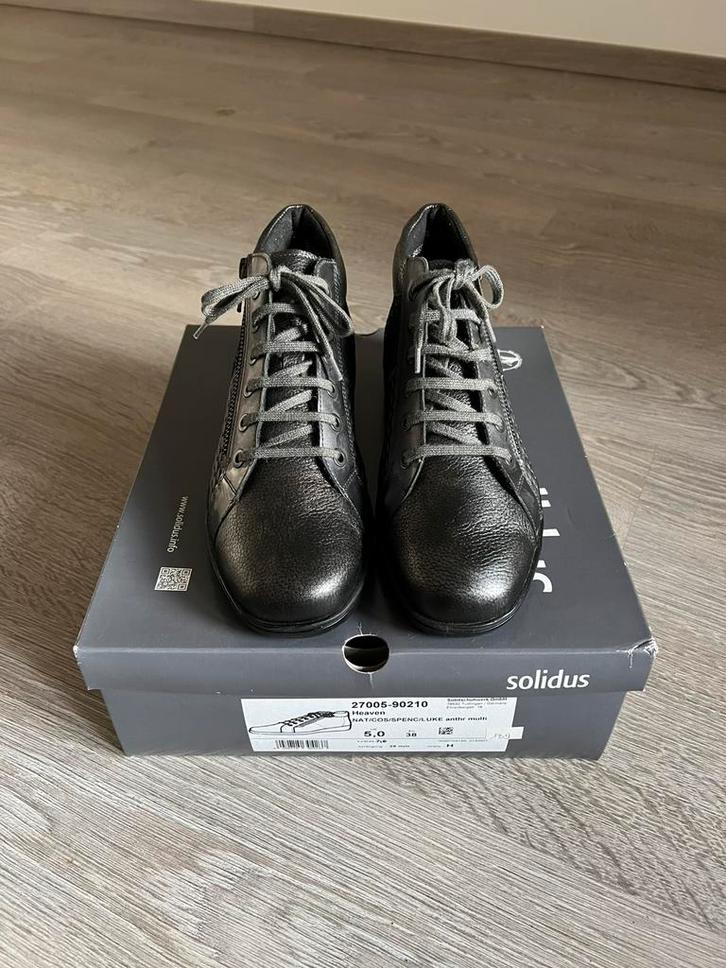 Solidus Heaven hoge sneaker met rits (38, zwart en zilver), Kleding | Dames, Schoenen, Zo goed als nieuw, Ophalen of Verzenden