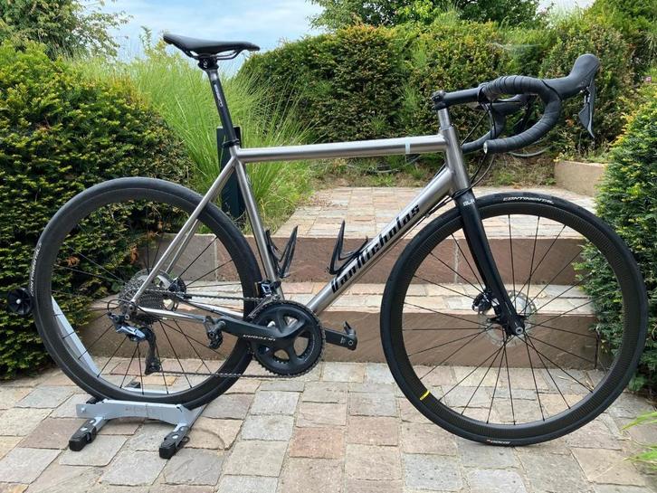 Titanium de Nicholas Ventus (taille L), Vélos & Vélomoteurs, Vélos | Vélos de course, Utilisé, Hommes, Autres marques, Plus de 20 vitesses