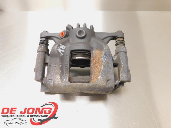 Etrier de frein (pince) avant droit d'un Opel Vivaro, Autos : Pièces & Accessoires, Freins & Transmission, Opel, Utilisé, 3 mois de garantie