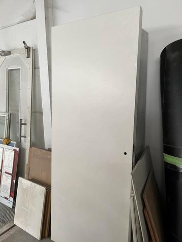 2 Binnendeuren gelakt Ral 9010 beschikbaar voor biedingen