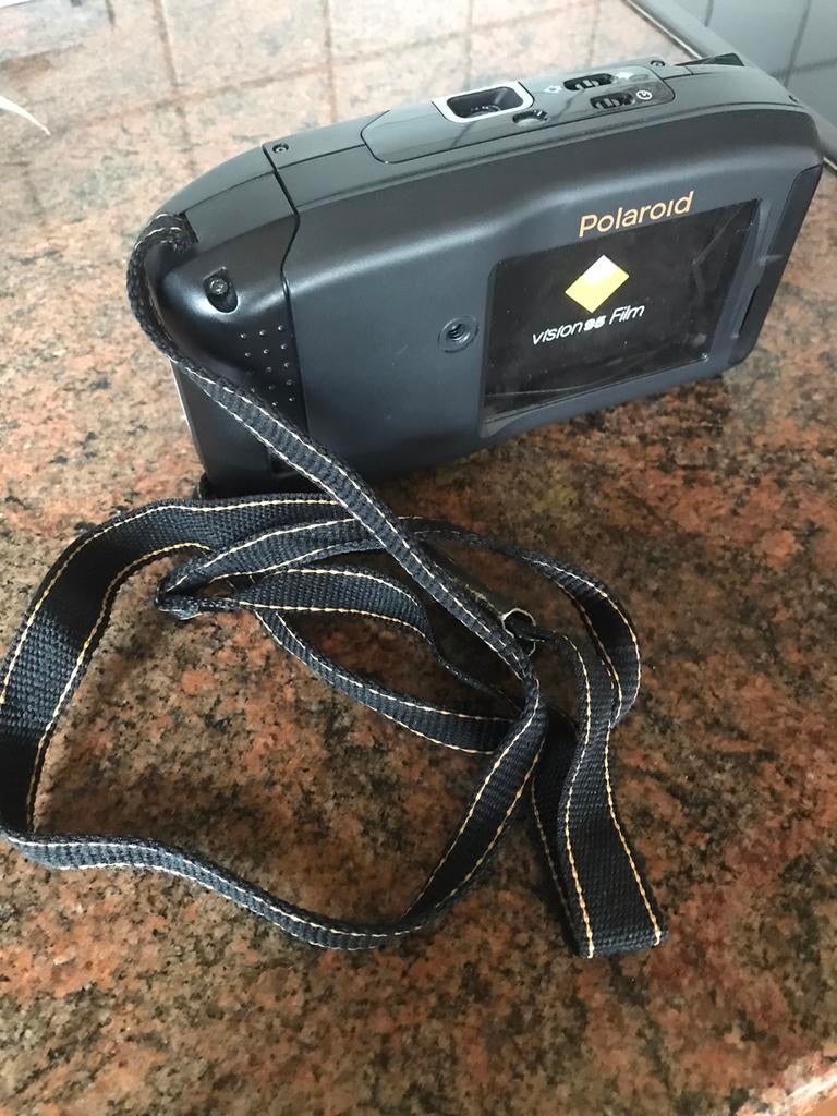 Polaroid vision 95 camera, Enlèvement