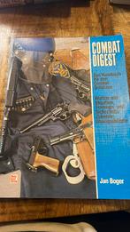 Combat digest wapenboek zeer gedetailleerd, Ophalen of Verzenden