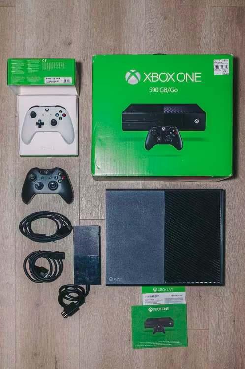 Xbox one 500Gb + 2 manettes +12 Jeux, Games en Spelcomputers, Spelcomputers | Xbox One, Gebruikt, Xbox One, 500 GB, Met 2 controllers