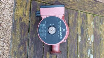 CIRCULATIEPOMP GRUNDFOS, Enlèvement ou Envoi, Chaudière CC ou Chaudière combinée
