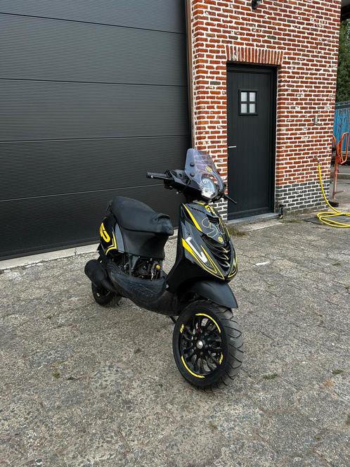 Piaggio zip 172 malossi, Fietsen en Brommers, Scooters | Piaggio, Zo goed als nieuw, Zip, Benzine, Ophalen