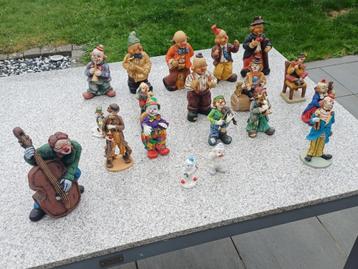 Collectie clownenbeeldjes beschikbaar voor biedingen