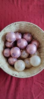 Boules de Noël, Divers, Enlèvement