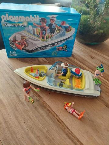 Bateau à moteur Playmobil Summer Fun 