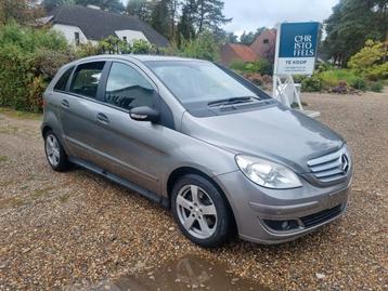 Mercedes b180d  beschikbaar voor biedingen