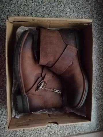 Nouveaux bottines de la marque UGG !, Enlèvement ou Envoi, Neuf
