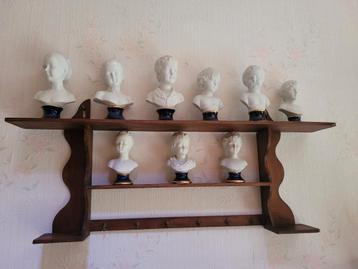 9 biscuit buste beschikbaar voor biedingen