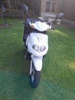 Scooter tgb 50 cc b klasse, Fietsen en Brommers, Ophalen, Zo goed als nieuw