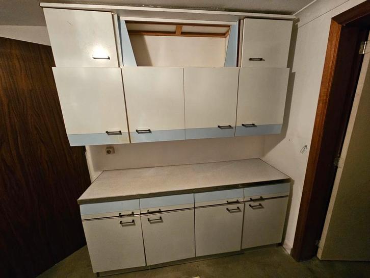 Gratuit!! Meuble de cuisine vintage, Maison & Meubles, Cuisine | Éléments de cuisine, Enlèvement