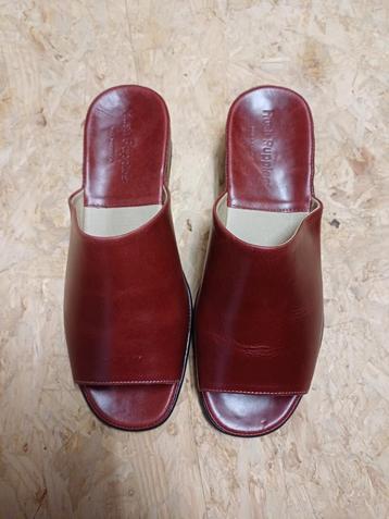 Nieuwe lederen pantoffels bordeaux 40 beschikbaar voor biedingen