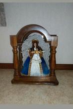 Beeld in houten stulp, Antiek en Kunst, Antiek | Religieuze voorwerpen, Ophalen