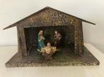 Oude demonteerbare Kerststal met 3 beeldjes, Ophalen of Verzenden, Gebruikt