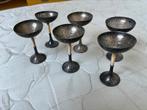 Ensemble de 6 petites coupes en argent