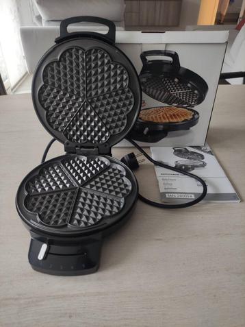 Hartvormig wafelijzer beschikbaar voor biedingen