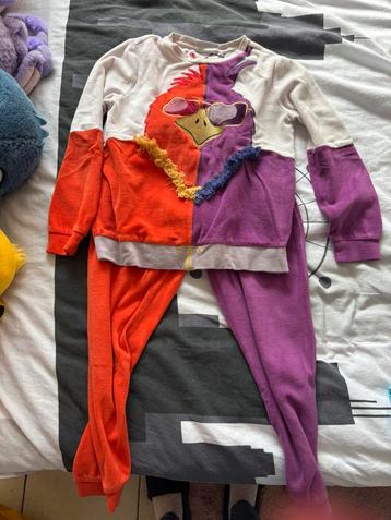 Pyjama masked singer maat 128/134 beschikbaar voor biedingen