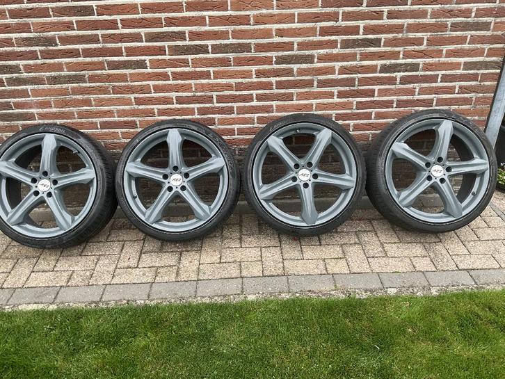 Velgen 19 inch, Auto-onderdelen, Banden en Velgen, Banden en Velgen, Zomerbanden, 19 inch, 235 mm, Personenwagen, Gebruikt, Ophalen